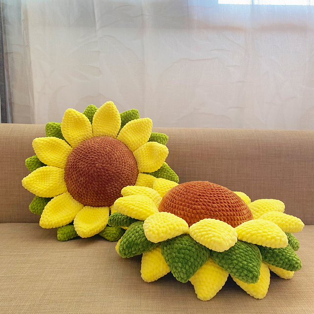 Sunflower pillow