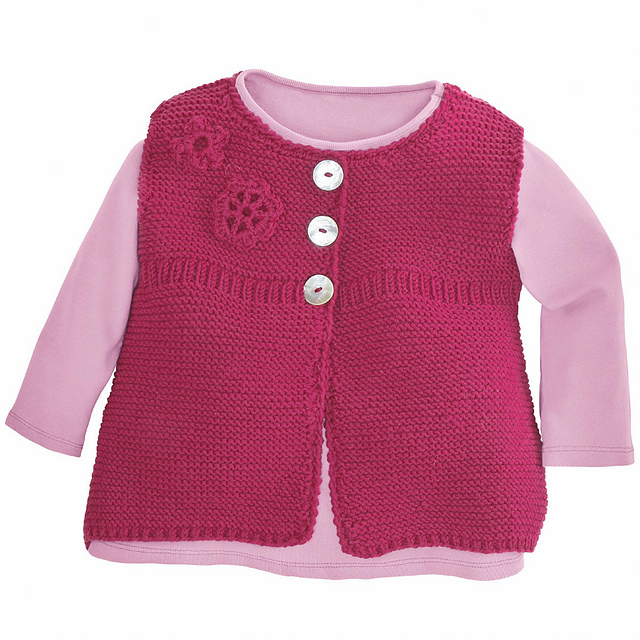 Modell 204/9 Kinderweste mit gehäkelten Blüten