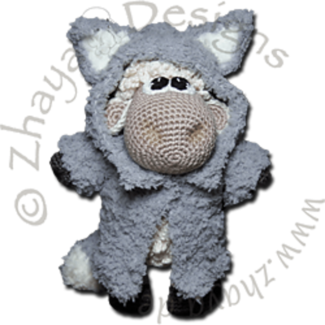 Sheep in Wolf's Coat / Schaf im Wolfspelz
