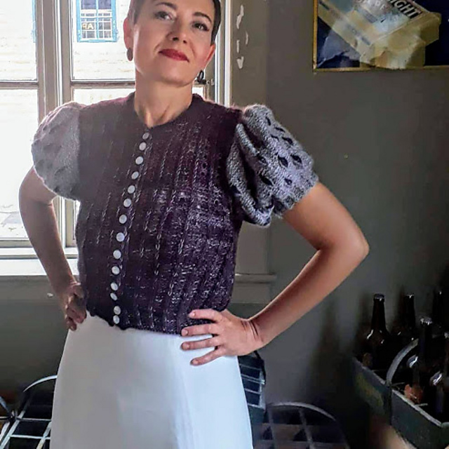 Royal Cardi