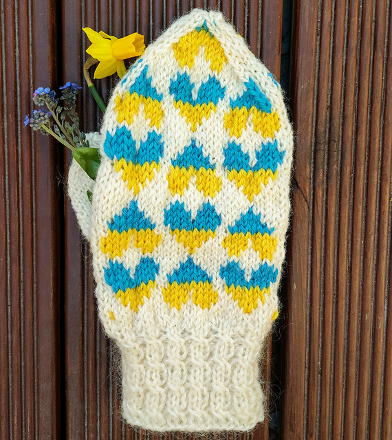 #SupportUkraine Mitts