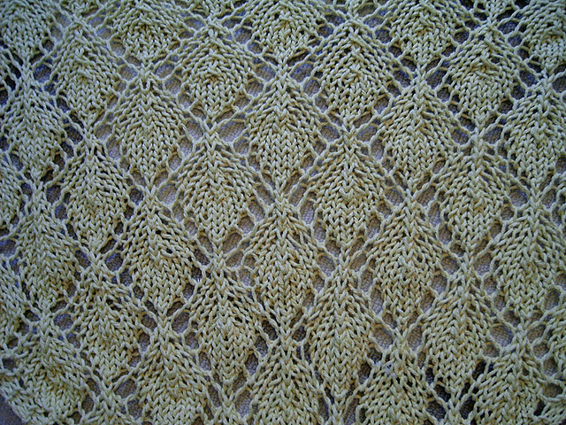 Kevät Shawl