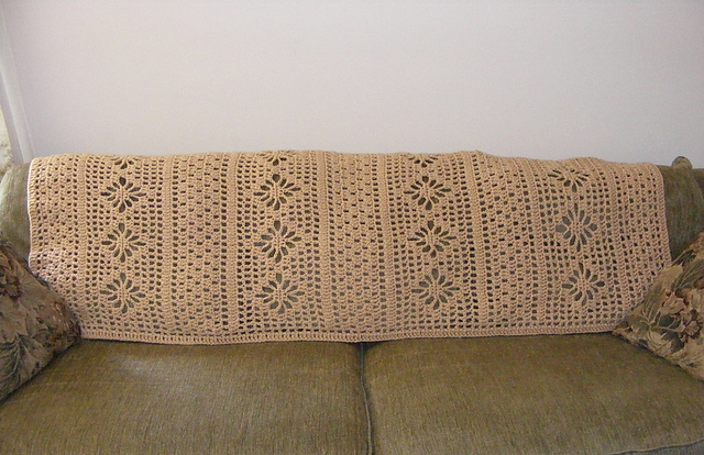 Airy Diamonds Afghan