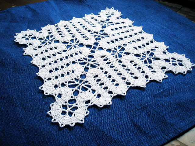 Square Bruges lace doily
