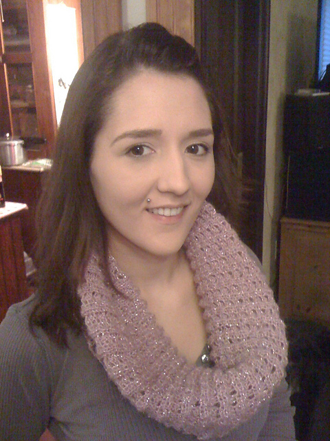 Reversible Lace Cowl