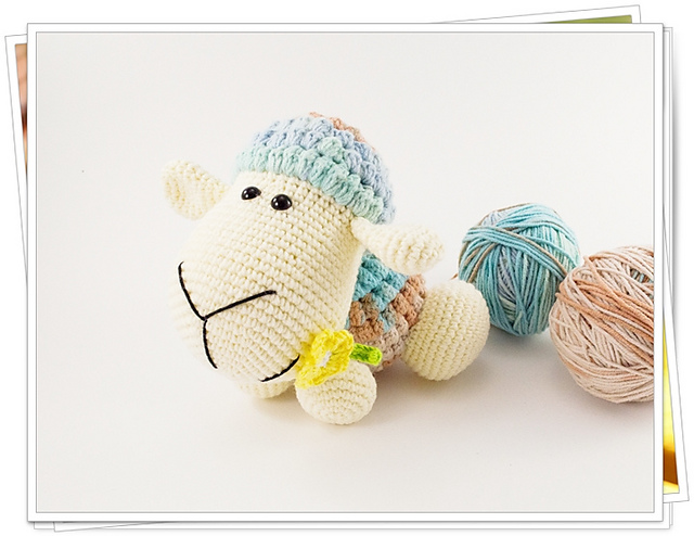Amigurumi Spring Sheep