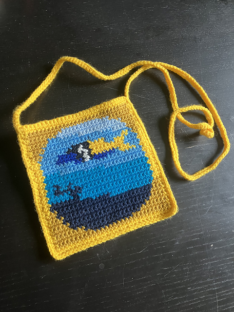 Bluehead Wrasse Aquarium Crossbody Bag