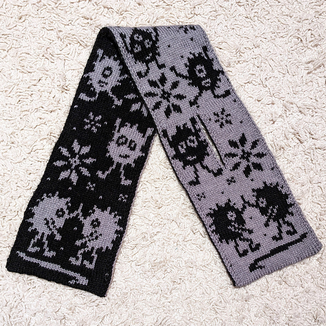 Scarf "Monster Parade"