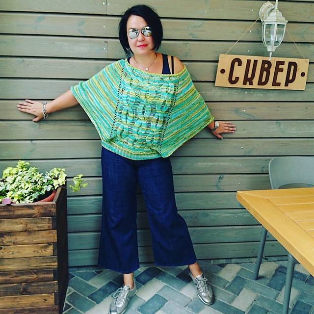 # 39 Pulli mit Zopf- und Fallmaschenmuster