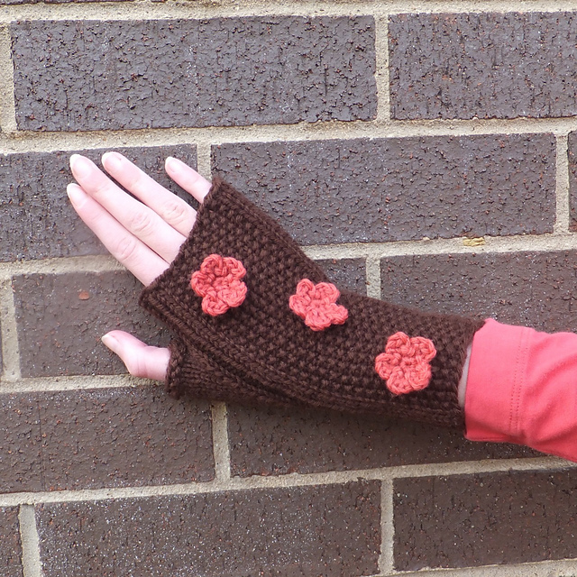 Flowering Mitts