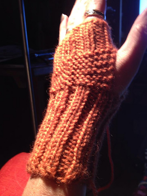 Fingerless Glove – Easy