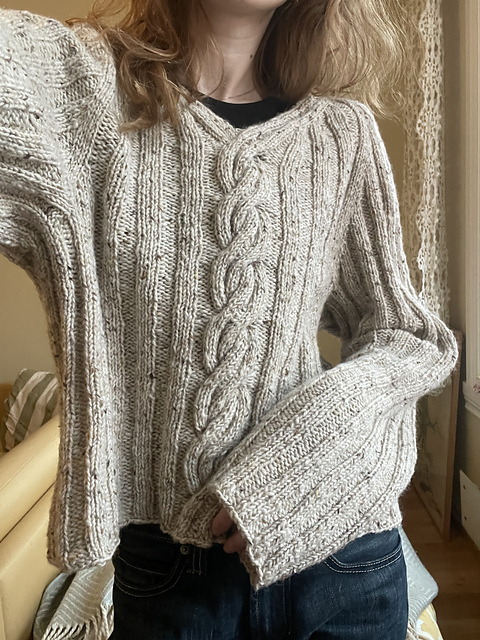 SVIRR SWEATER