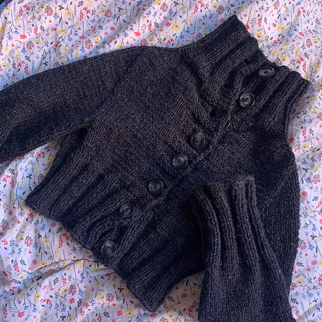 solsort cardi