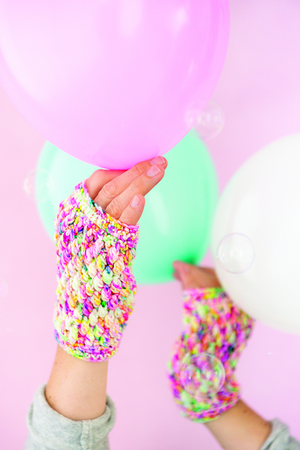 Squiggle Fingerless Mitts