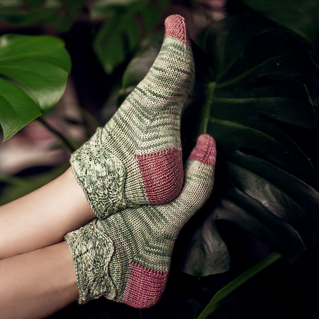 Blushing Olive Socks
