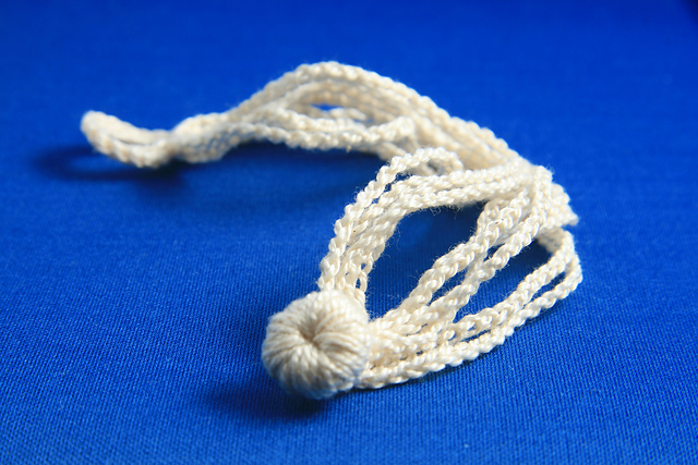 Button bracelet