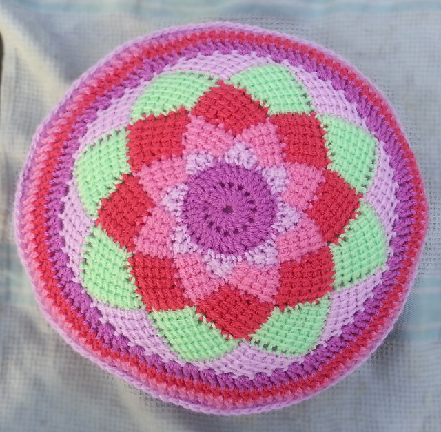 Tunisian Circle Cushion