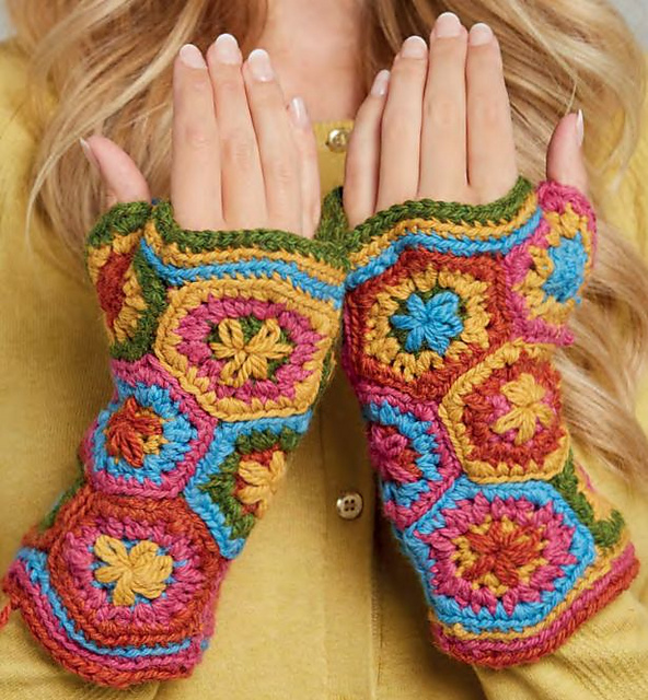 Lazy Daisy Mittens