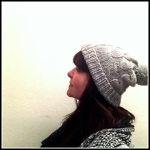 Cable Hat Bulky Yarn
