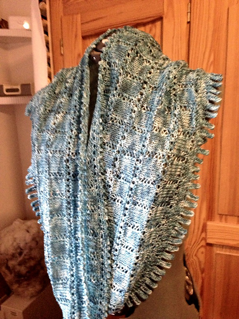 Zoe Cowl