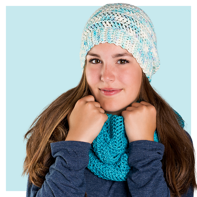 Eliane, Tuque et foulard infini