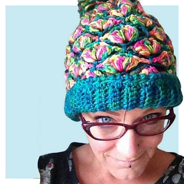 Flowerbed hat