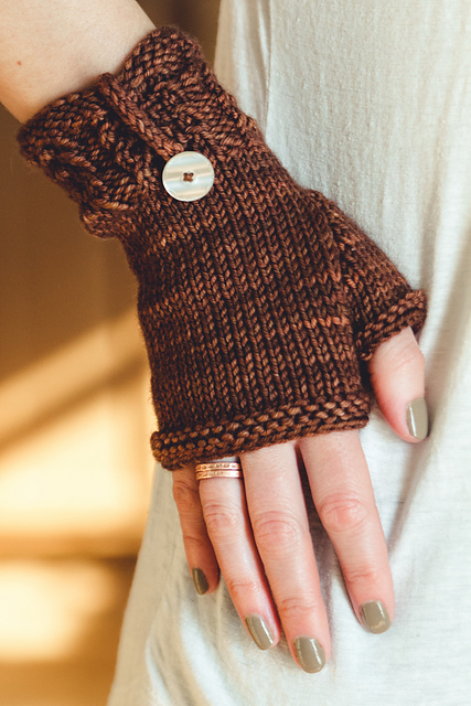 Clary Mitts