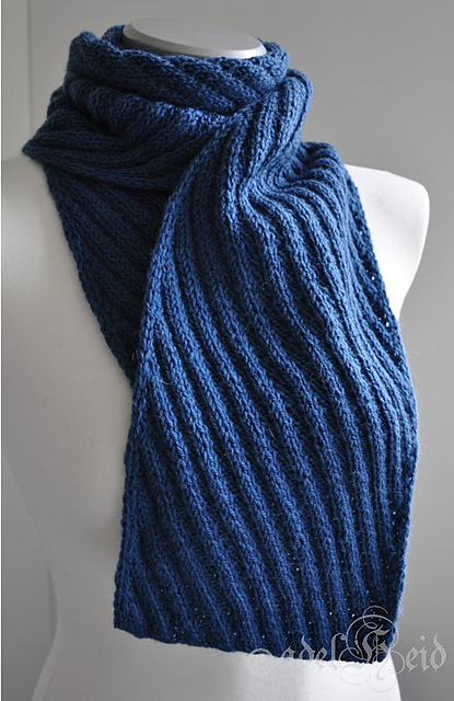 Trombi Scarf