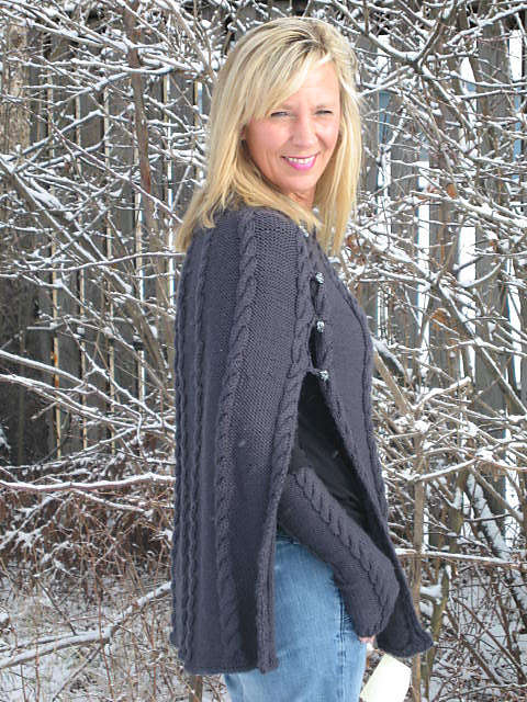 Cabled Cape