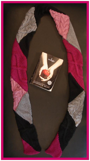 Twilight Bella Swan's Baseball Scarf