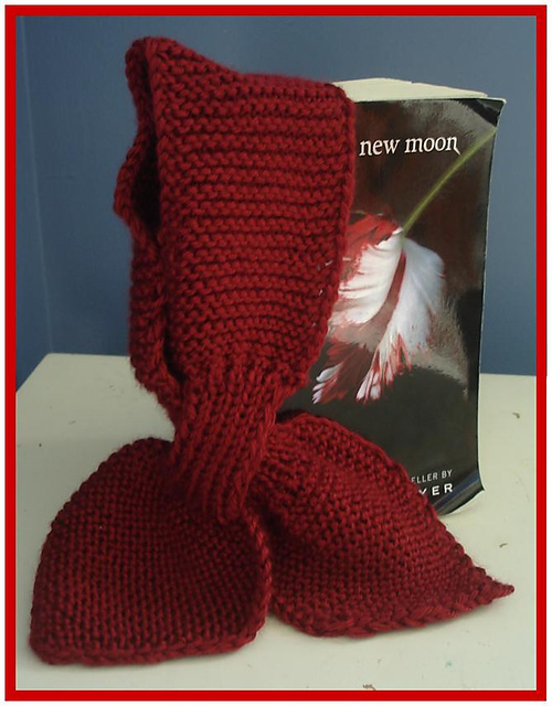 Notes to Twilight inspired Saint Marcus Day Scarf
