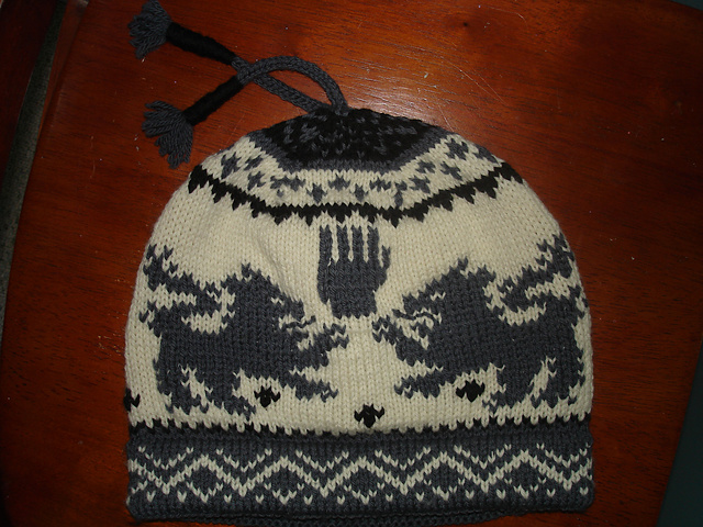Twilight Team Cullen Crest Hat