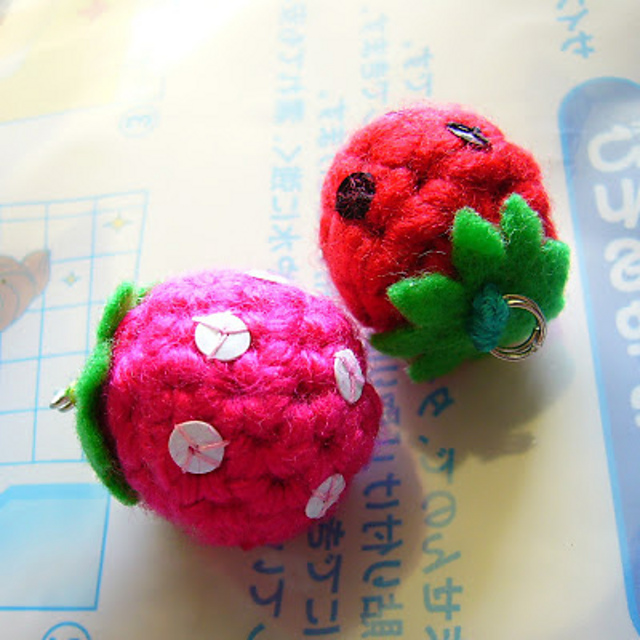 Berry Amigurumi