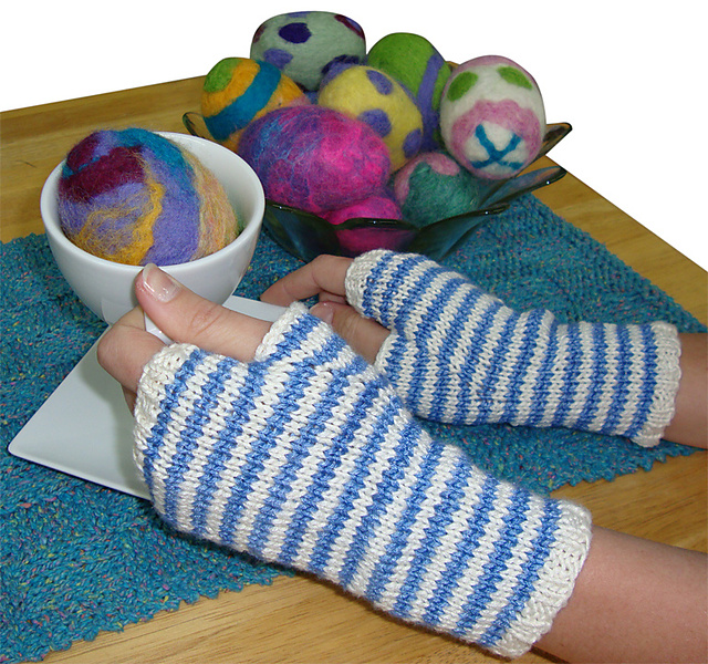 Alice In Wonderland Gloves