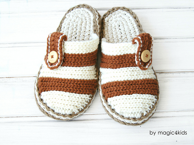 Stripped clogs for men