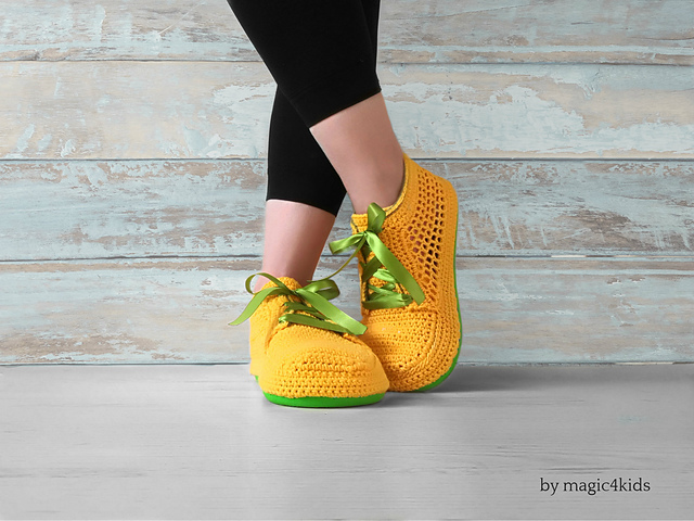 Outdoor short sneakers