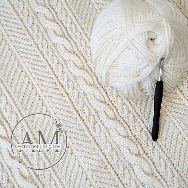 ALPINA cabled blanket