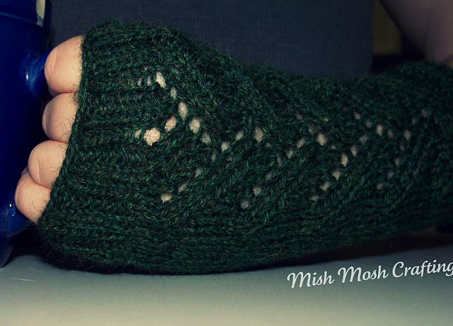 Valencia Fingerless Mittens