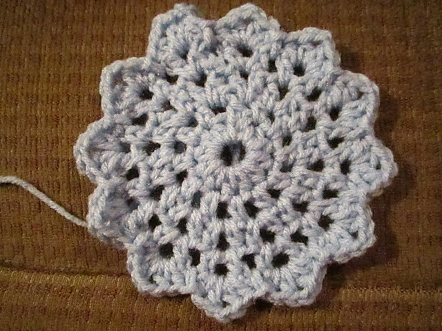 Ravelry: little shell circle pattern by Melody Griffiths