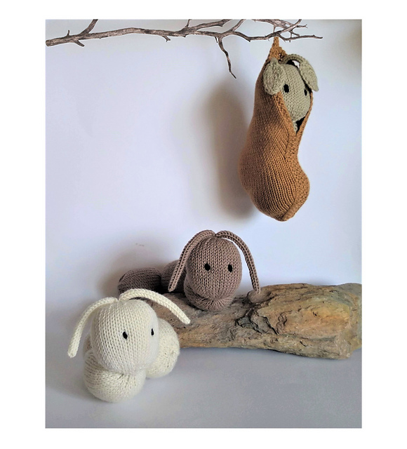 Pillar Caterpillar - The Oak Folk Friends