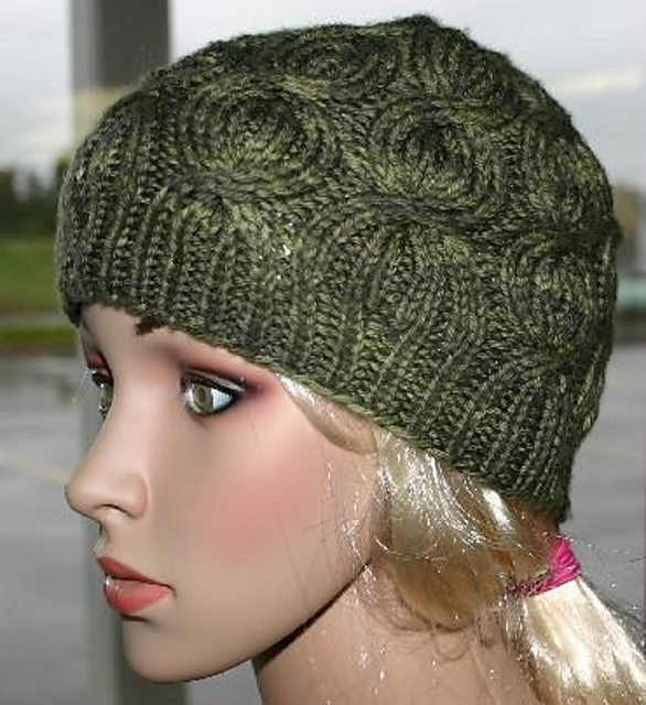 Ribbed Coin Cable Hat