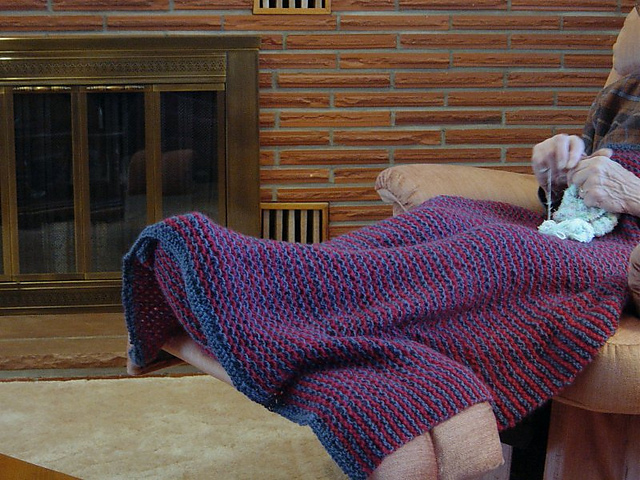 Icicle Toes Lite LapWrap