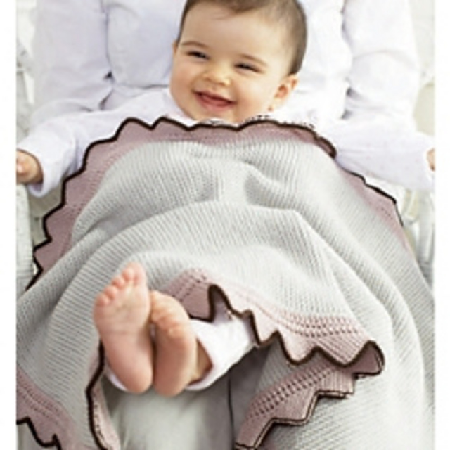 32 Triangle Edge Blanket