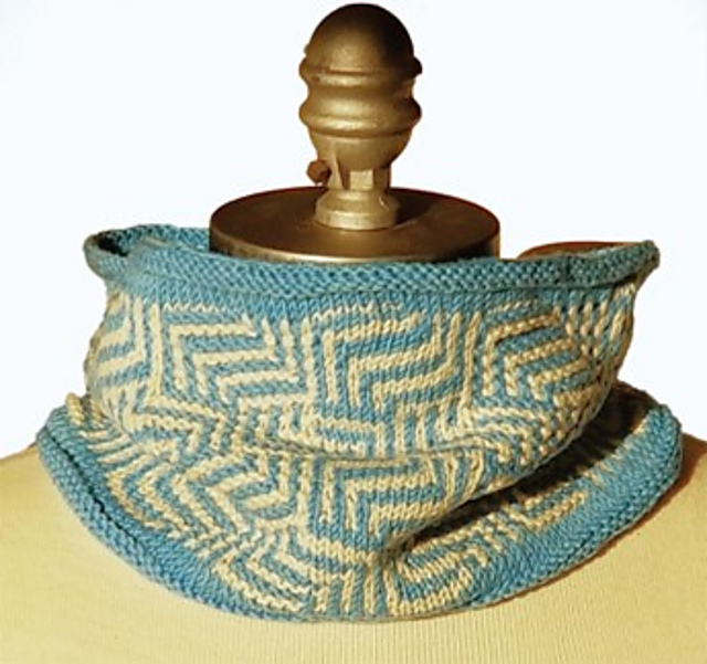 Zig Not Zag Cowl