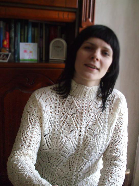 #6 Feminine Knit Pullover