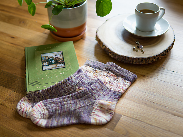 Wisteria Bloom Socks