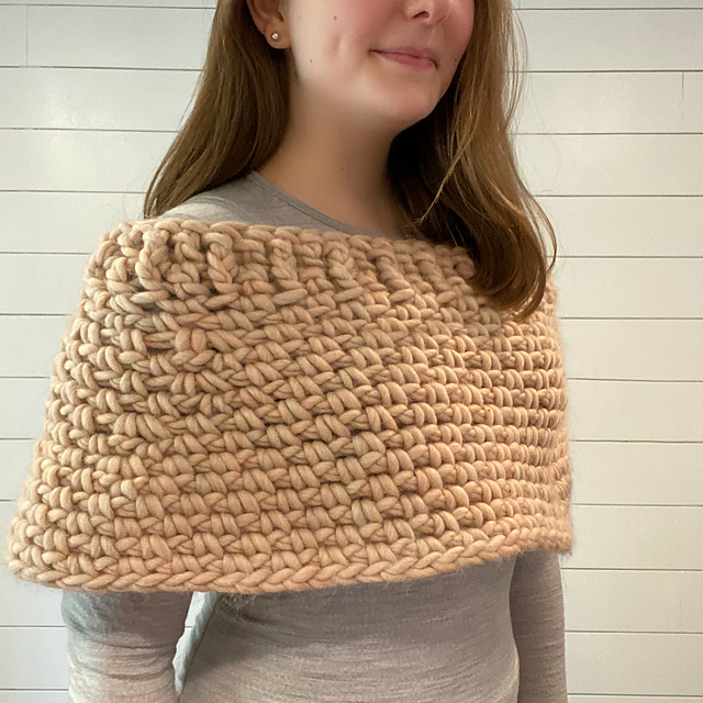 Gingersnap Capelet