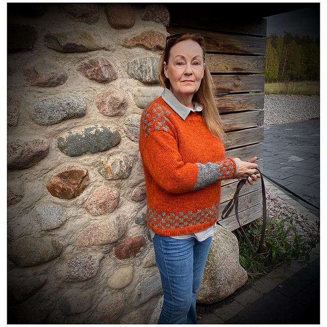 RÖNNBÄR SWEATER