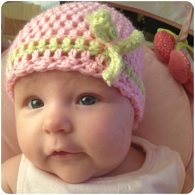 Super Easy Double Crochet Baby Hat