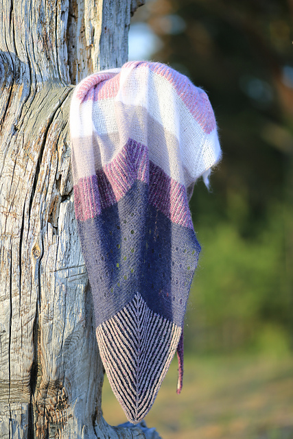 Sauron brioche shawl